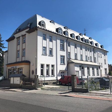Grandhotel Nový Bor Extérieur photo